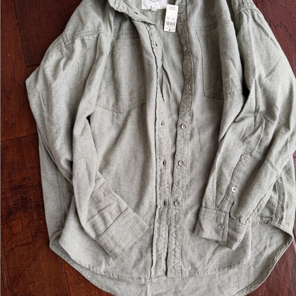 Aerie Green Long-Sleeve Button-Up Shirt